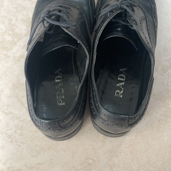 Prada shoes - Picture 3 of 8